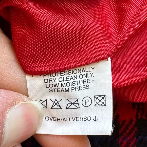 Liz Claiborne Beautiful Plaid Colors Red Black Blue Midi Skirt SZ 6 Zip In Back - Picture 10 of 12